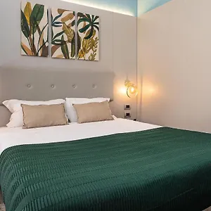 https://italianway-napo-torriani-milan.italymilanhotels.net